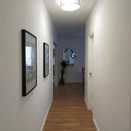 Διαμέρισμα Piso Rons *